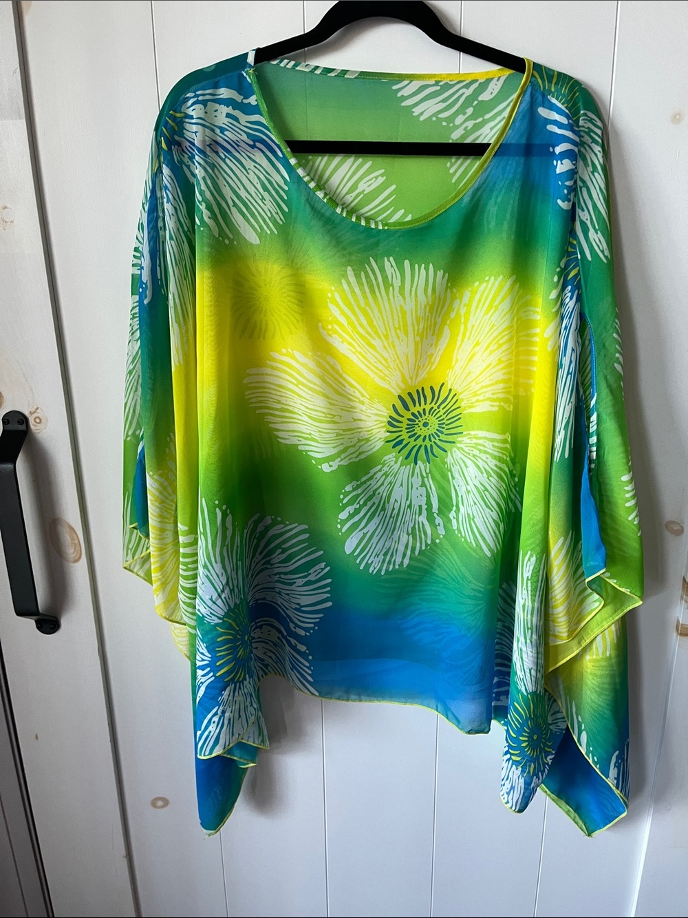 Tropical Gradient Floral Tunic in Green and Blue